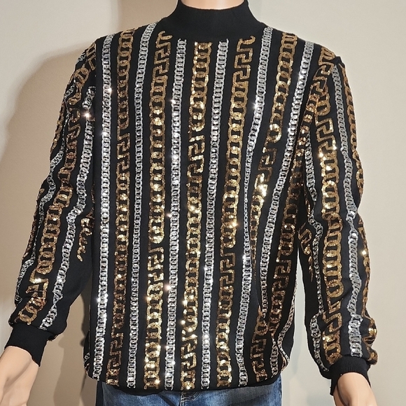 Elegant Black and Gold Sequin Crewneck Sweater - Picture 6 of 11